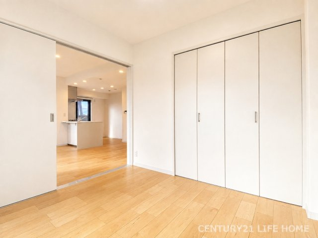 【子供部屋】 | マイキャッスル・ラルジュ横浜西 | ゆったりした子供部屋です