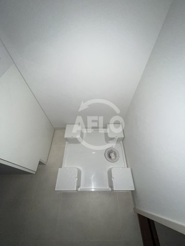 クレセント江坂の洗面所|クレセント江坂　洗濯パン