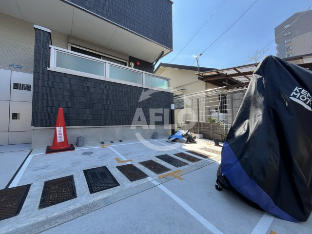クレセント江坂のその他共用部分|クレセント江坂　バイク置き場