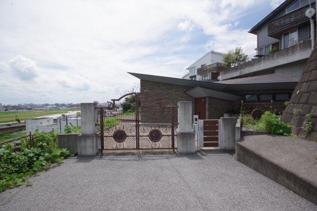 宇都宮市山本１丁目　戸建の玄関|玄関