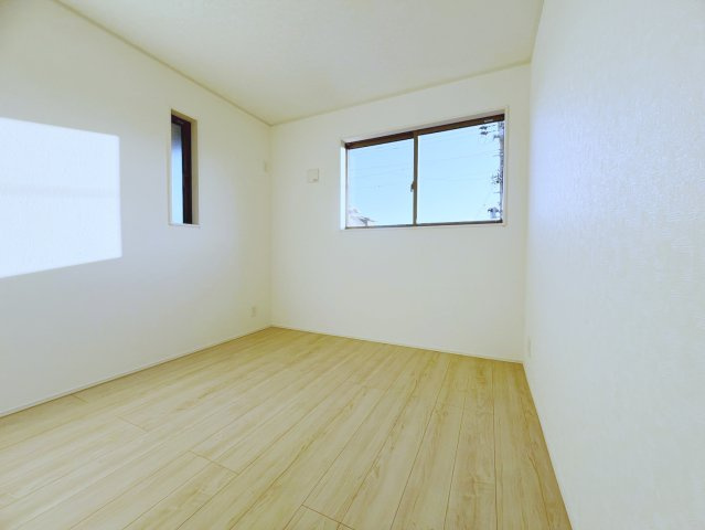 吉田町川尻　第5／の洋室