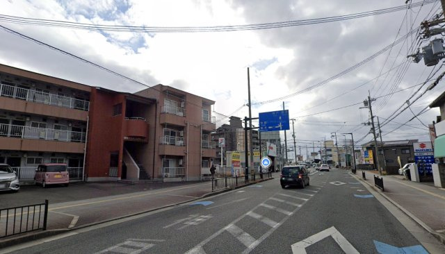 クレストの周辺