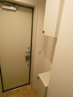 ブレッツァ小金井の玄関