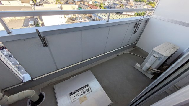 【バルコニー】