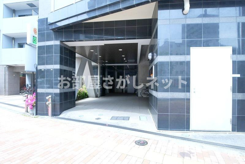 ＴＲＡＤＩＳ ＮＩＰＰＯＲＩ Ｓ【おとり物件なし】#学生・社会人にオススメ！初期費用分割払いOK！のエントランス