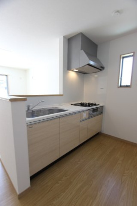 西原町２２コダテックスⅥＡのキッチン|イメージ