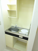 コンパクトなキッチンで掃除もラクラク