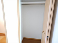 小物を収納するのに便利です