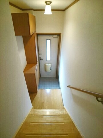 シンプルで使いやすい玄関です