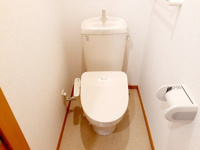 ゆったりとした空間のトイレです