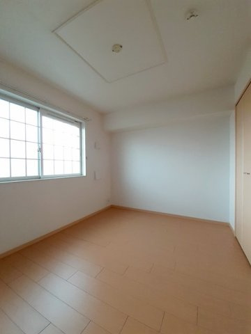 内装は落ち着いています