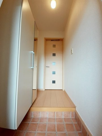 ゆったりとした玄関です