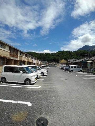 駐車スペースもあります
