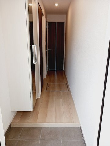 毎日通る玄関はこちらです