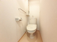 コンパクトで使いやすいトイレです