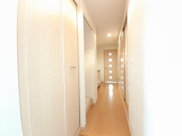 シンプルで使いやすい玄関です