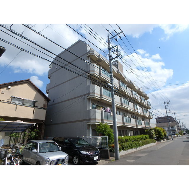 落ち着いた雰囲気の外観です