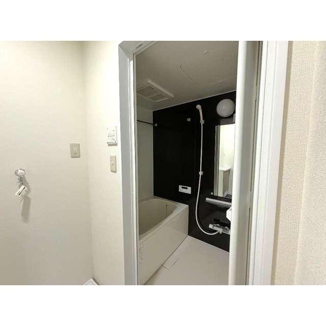 落ち着いた空間のお風呂です