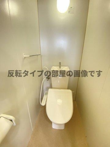 ハイツアローザのトイレ