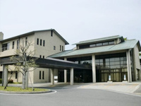 蓮田市役所まで2500m