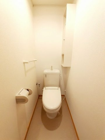 清潔感のあるトイレです