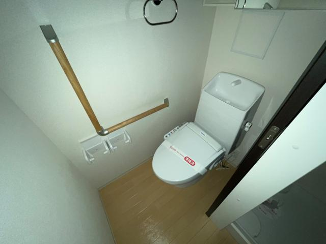 シャワー付トイレ