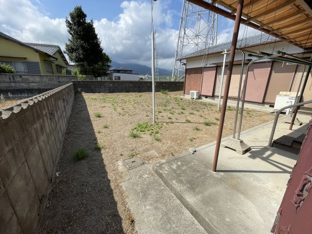 下泉町1丁目　中古戸建の庭