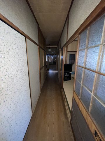 下泉町1丁目　中古戸建の内装