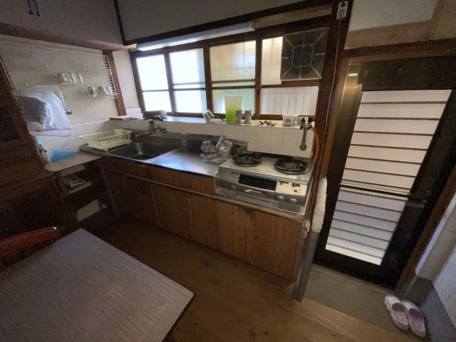 下泉町1丁目　中古戸建のキッチン