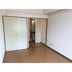 こちらの居間で趣味の時間をお楽しみください