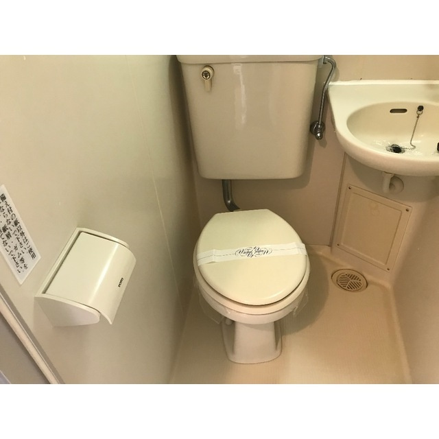 シンプルで使いやすいトイレです