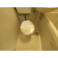 コンパクトで使いやすいトイレです