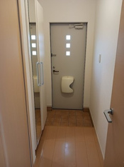 シンプルで使いやすい玄関です