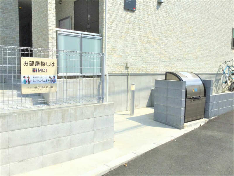 落ち着いたエントランスです