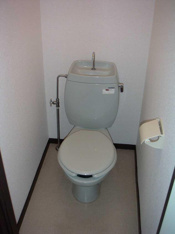 シンプルで使いやすいトイレです