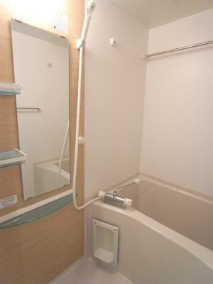 コンパクトで使いやすいお風呂です