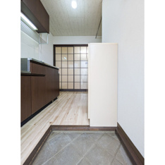 明るい色調の室内です