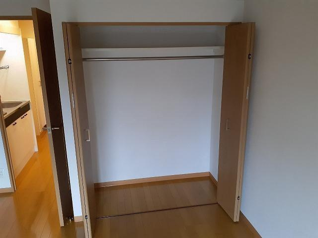 小物を収納するのに便利です