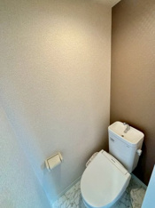 シンプルで使いやすいトイレです