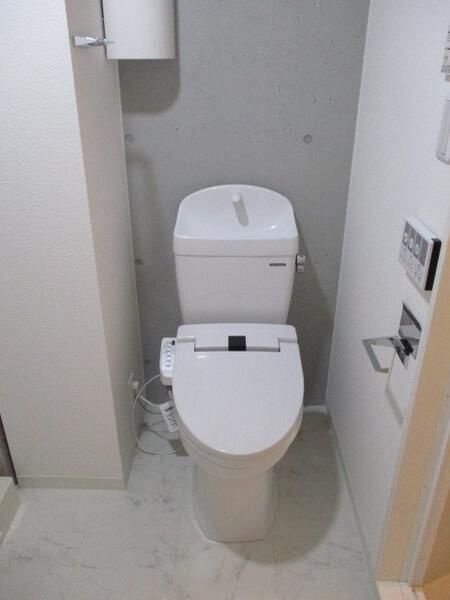 ＣＯＣＯＦＬＡＴ池袋のトイレ