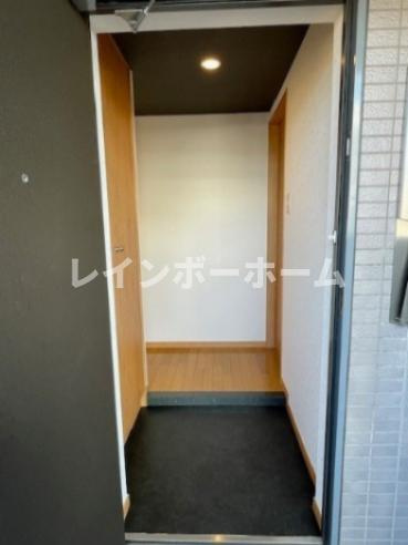 ブリランテふじみ野の玄関