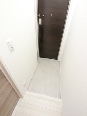 イーグルワンの玄関