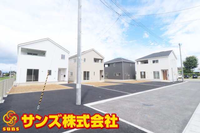 矢吹町八幡町第２１　　　５号棟　　　善郷小学校、矢吹中学区の外観|南東側から見た区画全体♪
