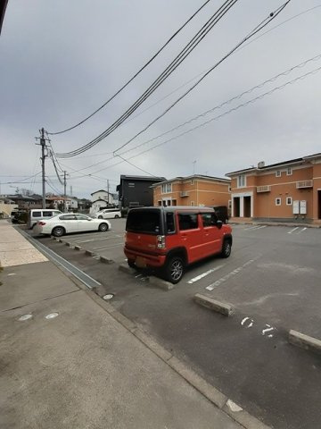 イリス　Ｂの駐車場
