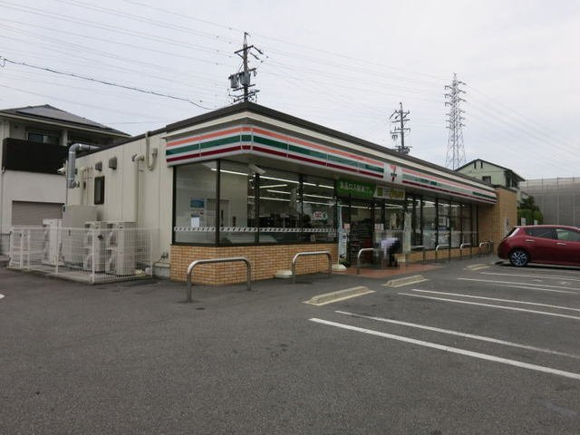 イリス　Ｂの周辺|セブン-イレブン 岡崎明大寺町まで450m