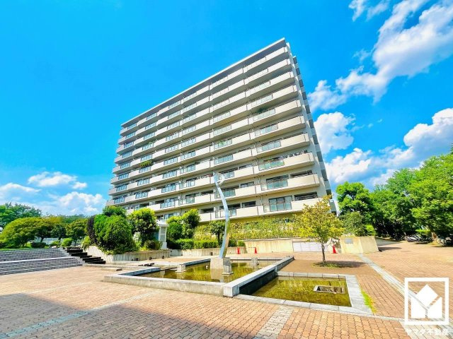 グランデュール鴨川3番館の外観