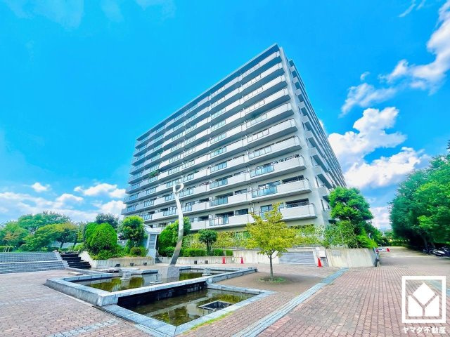グランデュール鴨川3番館の外観