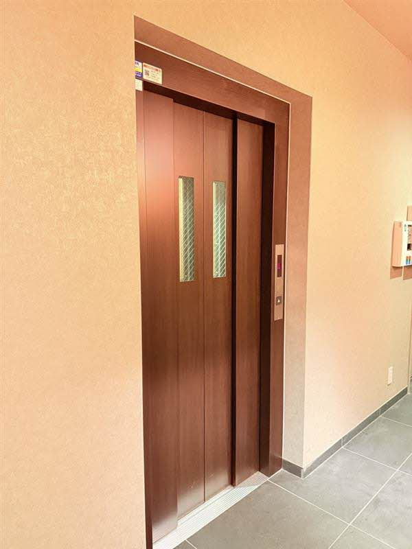 ロイヤルシャーメゾン栗林のその他