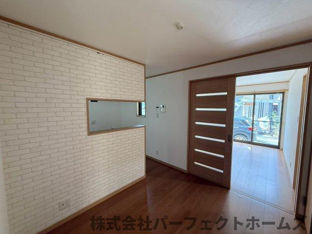 倉治2丁目戸建の居間・リビング