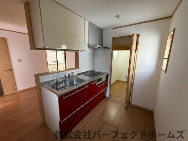 倉治2丁目戸建の内装|内装は落ち着いています